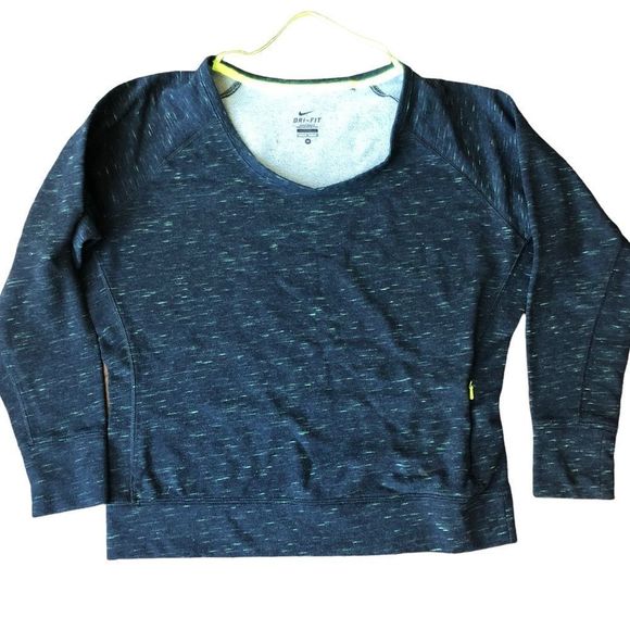 NWOT Nike Dri-Fit Scoop Neck Sweatshirt - Picture 1 of 4